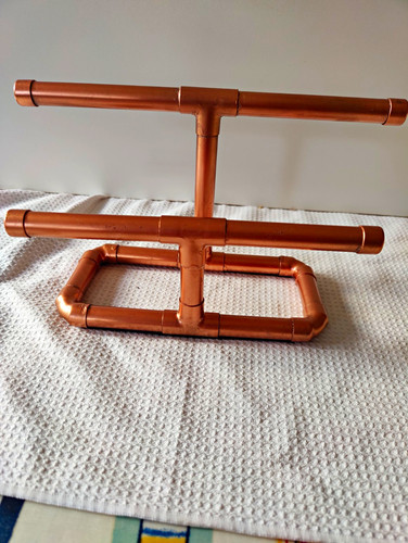 Freestanding copper metal - freestanding,