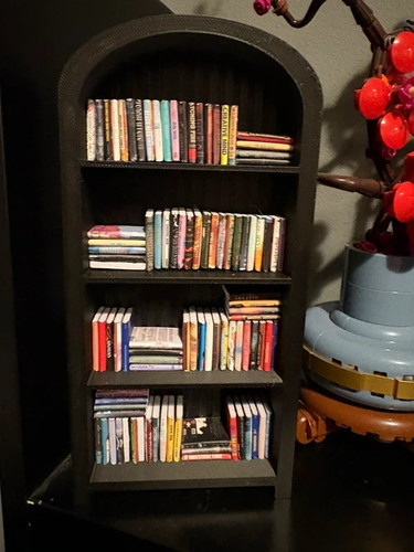 Printed anxiety bookcase - printed,